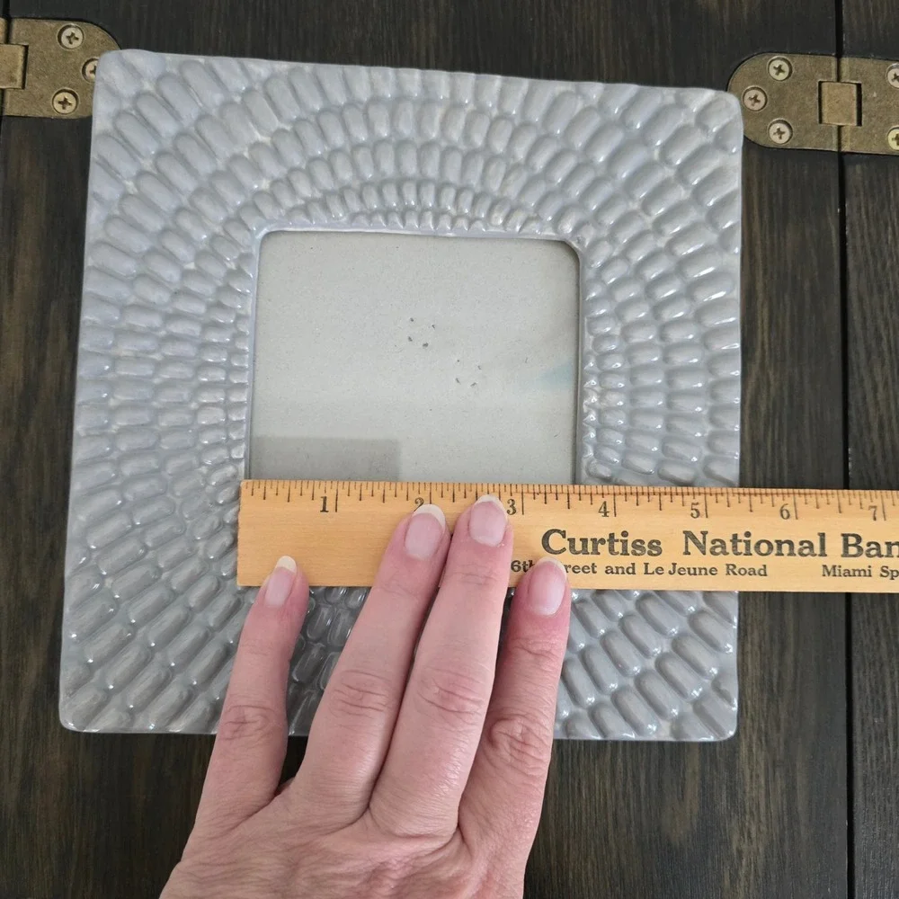 Cynthia Rowley Textured Picture Frame Gray‎ Photo Display Home Decor 7X7